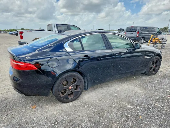 2018 Jaguar XE 25t