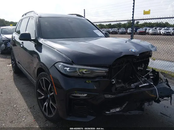2022 BMW X7 xDrive40i