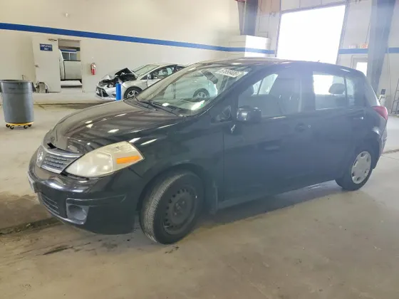 2009 Nissan Versa 1.8 S