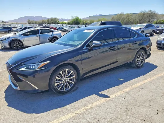 2021 Lexus ES ES 300h