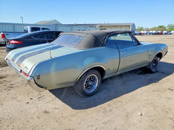 1968 Oldsmobile Cutlass CUTLASS S