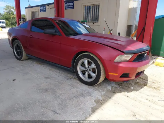 2011 Ford Mustang V6