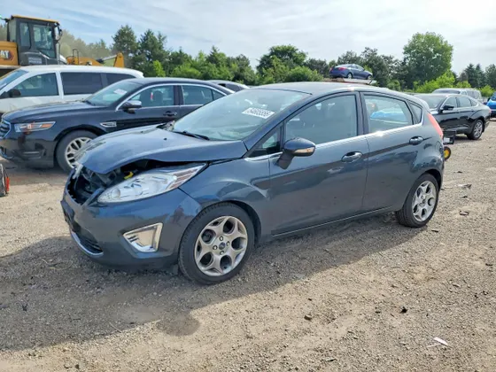 2011 Ford Fiesta SES
