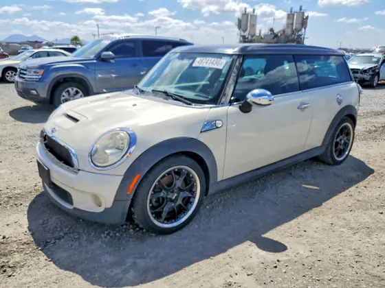 2010 MINI Cooper Clubman S