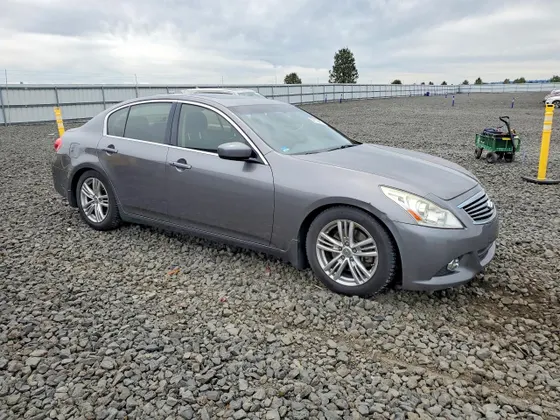 2013 INFINITI G37 Sedan x