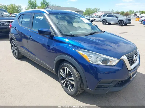 2019 Nissan Kicks SR