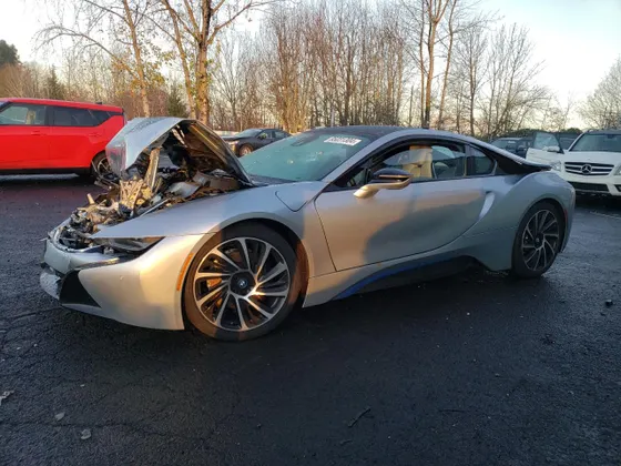 2014 BMW i8