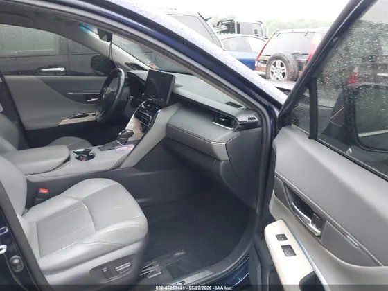 2021 Toyota Venza XLE