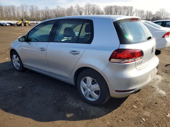 2011 Volkswagen Golf