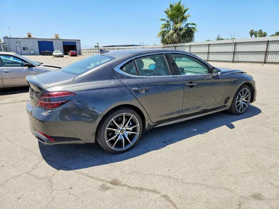2025 Genesis G70 2.5T