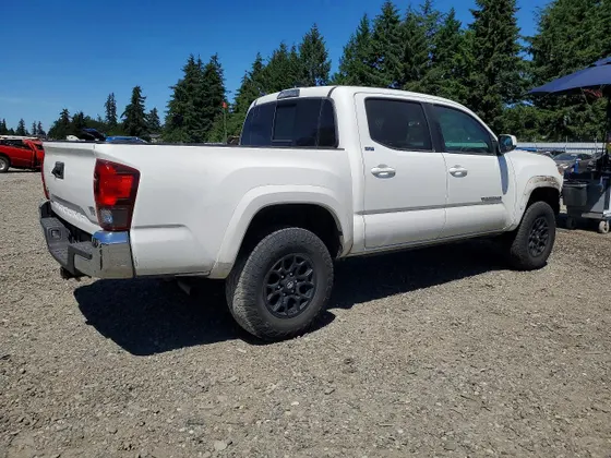 2021 Toyota Tacoma 4WD SR