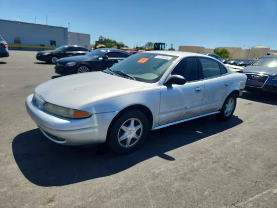 2003 Oldsmobile Alero GL1