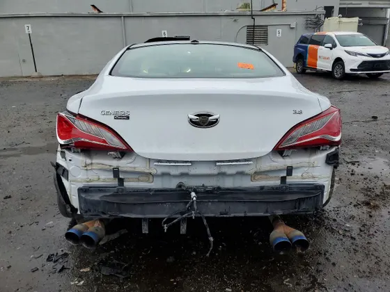2015 Hyundai Genesis Coupe 3.8L Base