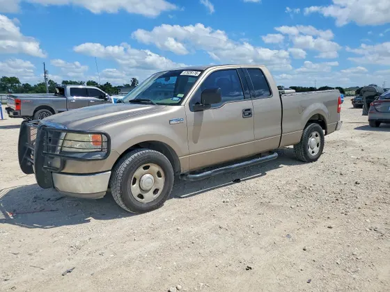 2004 Ford F-150 STX