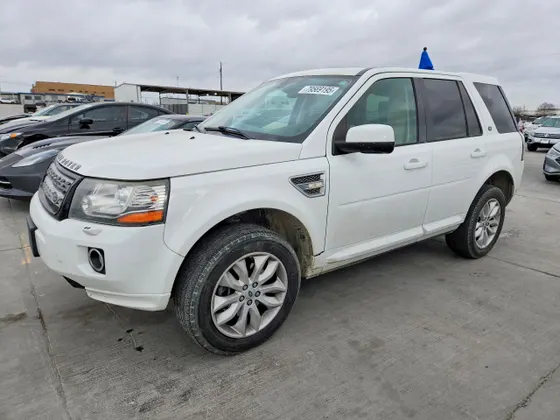 2013 Land Rover LR2 HSE LUX