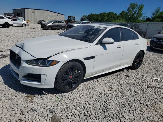 2018 Jaguar XE 25t R-Sport