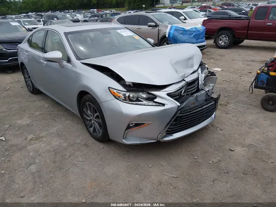 2016 Lexus ES 300h Hybrid
