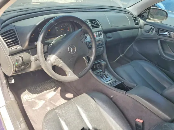 2002 Mercedes-Benz CLK-Class CLK