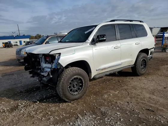 2020 Toyota Land Cruiser
