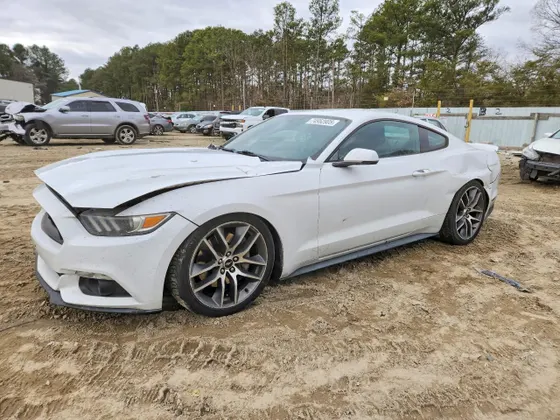 2015 Ford Mustang EcoBoost Premium