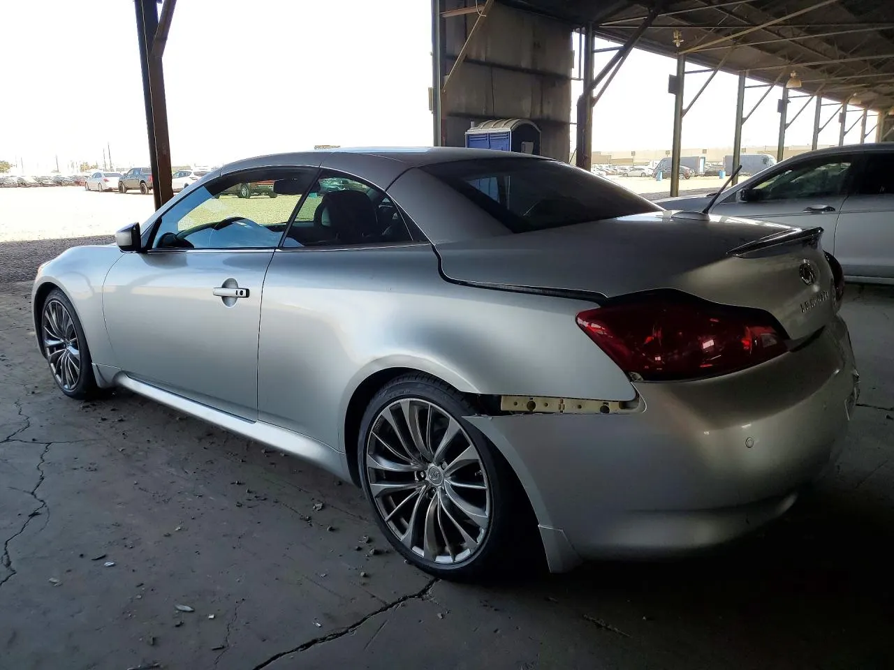 2014 INFINITI Q60 Convertible