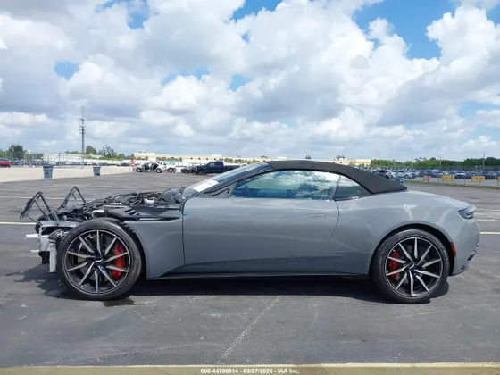 2022 Aston Martin DB11 VOLANTE