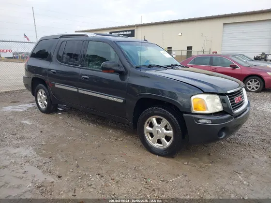 2004 GMC Envoy XUV SLT