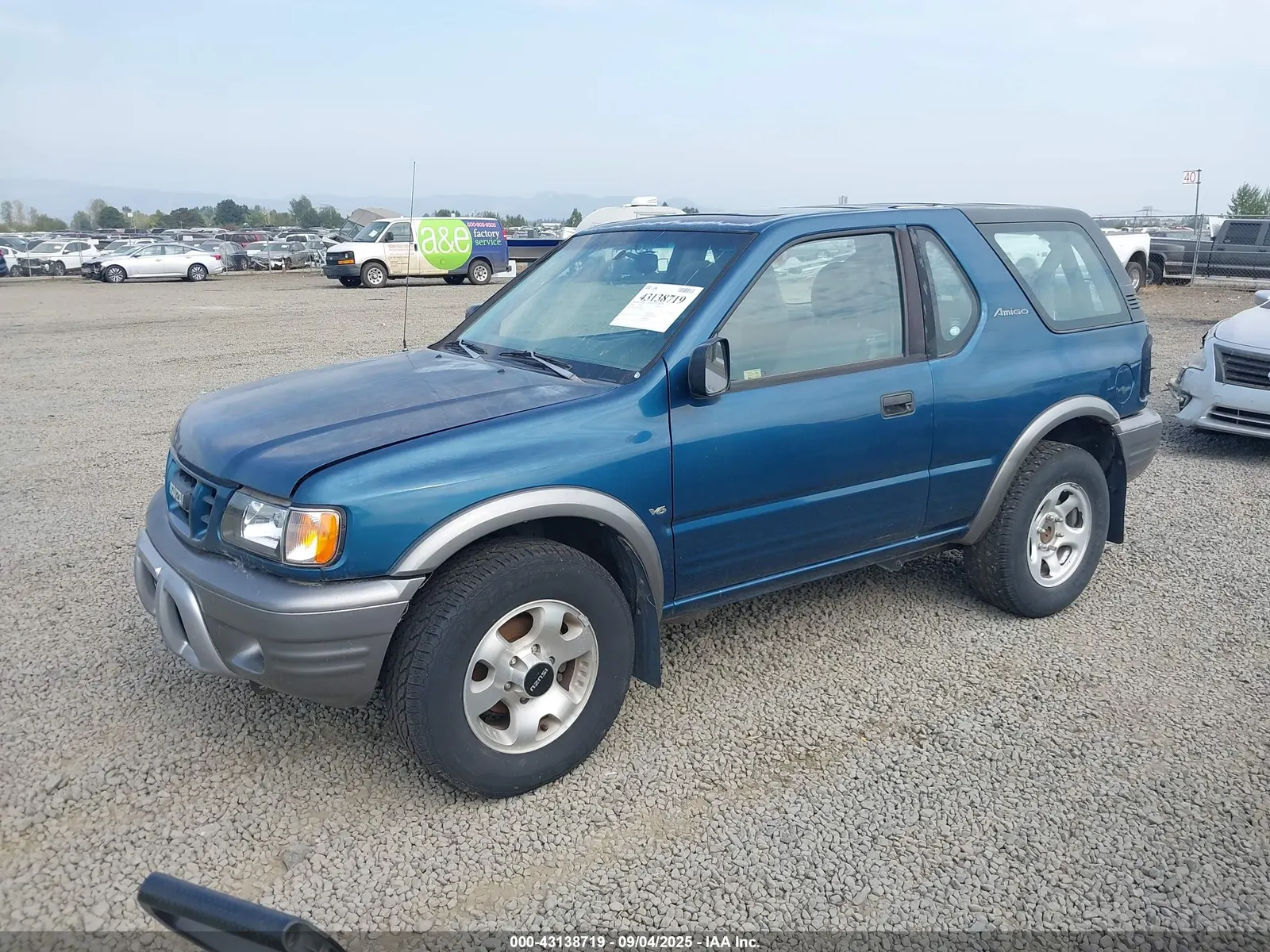 2000 Isuzu Rodeo Sport S 3.2L V6 HARD TOP/S 3.2L V6 SOFT TOP