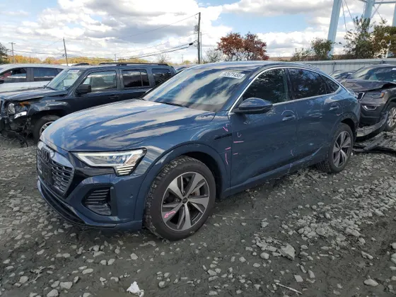 2024 Audi Q8 e-tron Sportback S line Premium Plus