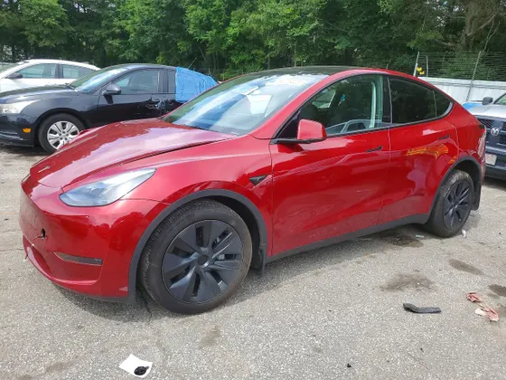 2025 Tesla Model Y Long Range