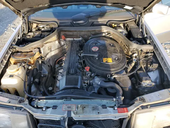 1992 Mercedes-Benz 300 Series 300E