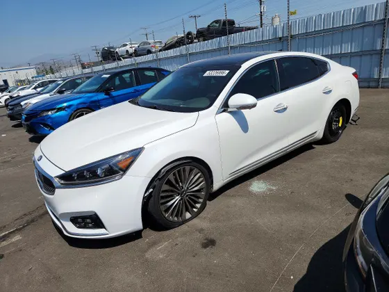 2017 Kia Cadenza Limited