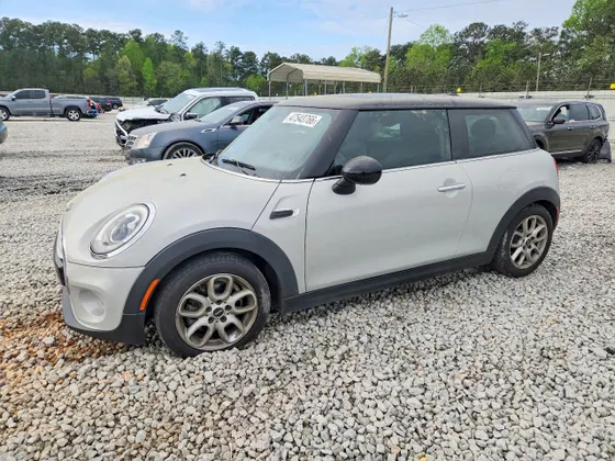 2015 MINI Cooper Hardtop COOPER