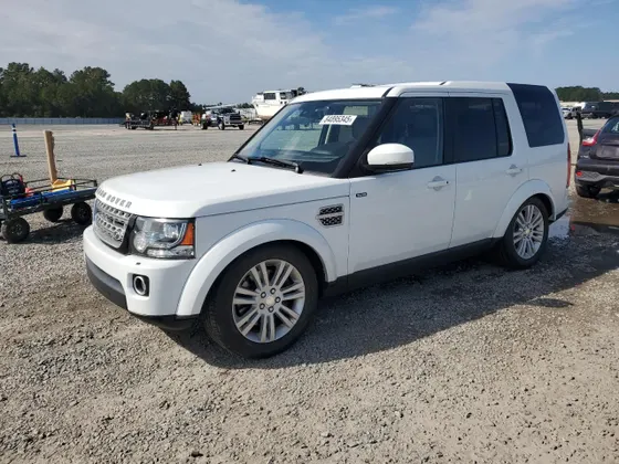 2014 Land Rover LR4 LUX