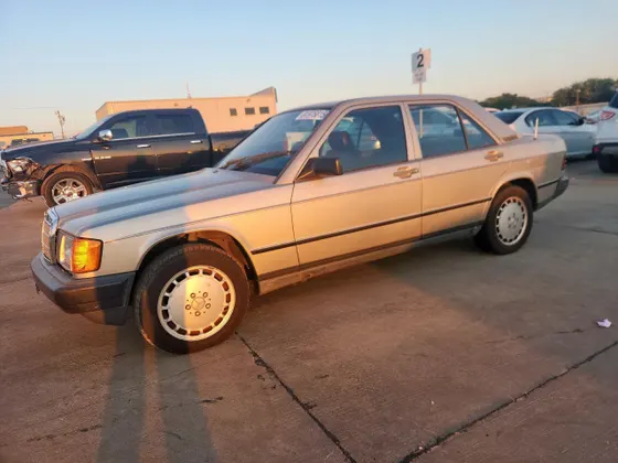 1987 Mercedes-Benz 190 Series 190E