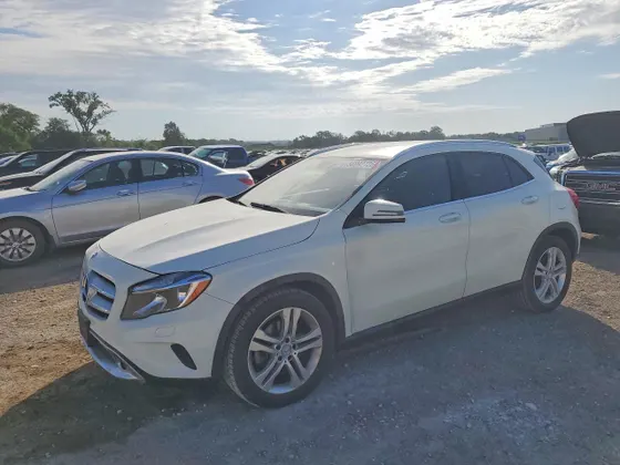 2015 Mercedes-Benz GLA-Class GLA 250
