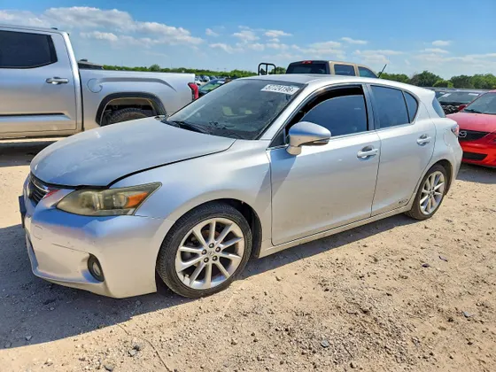 2013 Lexus CT 200h Hybrid