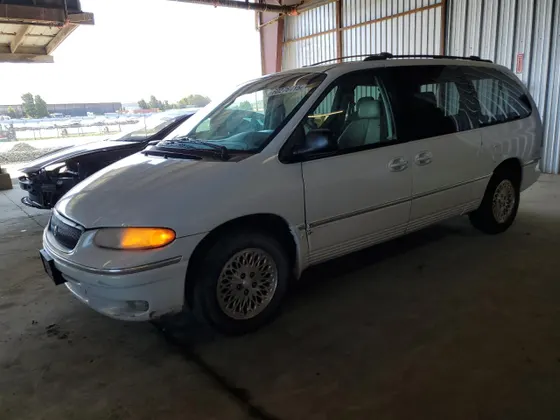1997 Chrysler Town & Country LXi