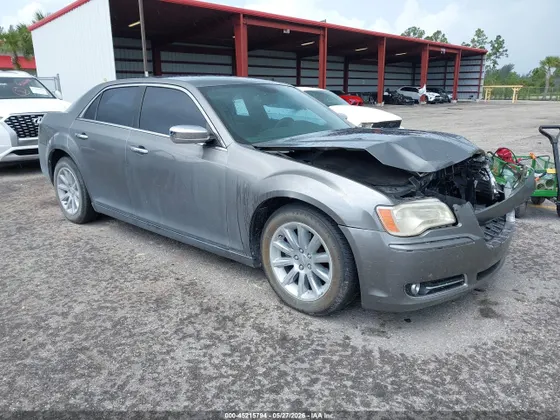 2012 Chrysler 300 Limited