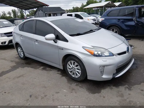 2012 Toyota Prius Plug-In ADVANCED