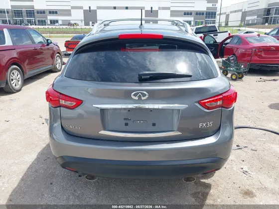 2012 INFINITI FX35