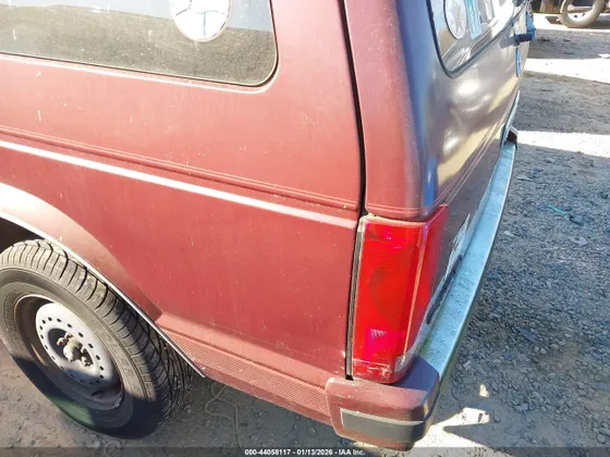 1990 Plymouth GRAND VOYAGER SE