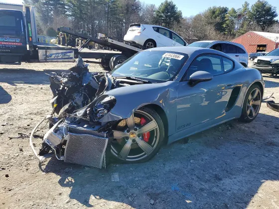 2025 Porsche 718 Cayman GTS 4.0
