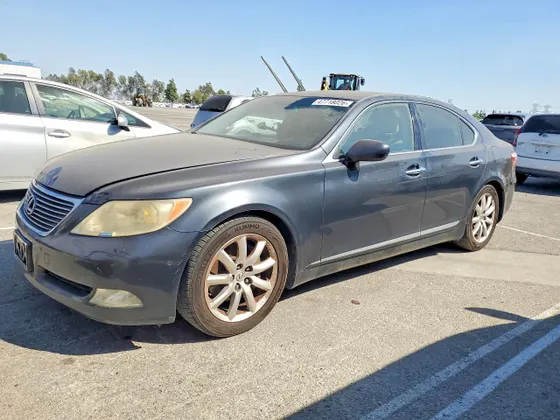 2007 Lexus LS 460