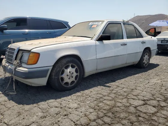 1991 Mercedes-Benz 300 Series 300E