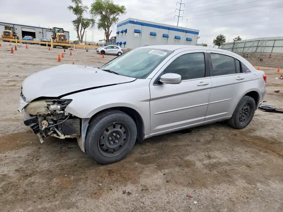 2012 Chrysler 200 LX