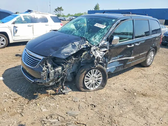 2014 Chrysler Town & Country Touring
