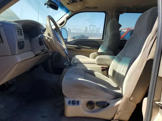 2000 Ford Excursion Special Serv