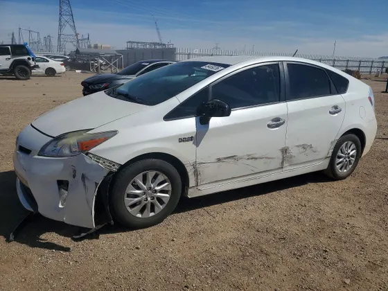 2013 Toyota Prius Plug-In PRIUS PLUG-IN HYBRID
