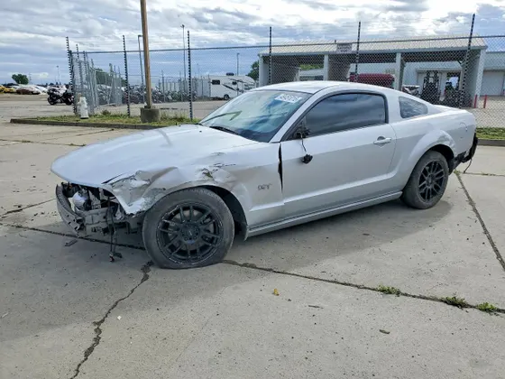 2008 Ford Mustang GT Deluxe